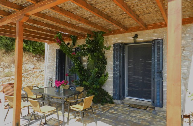 Apartment with sea view, 500 m from beach, Lefkada