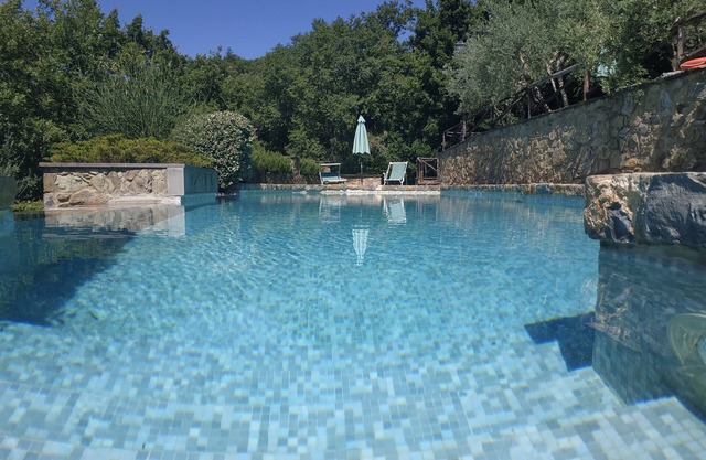 Apartment with swimming-pool in Tuscany, between Arezzo Florence and Siena
