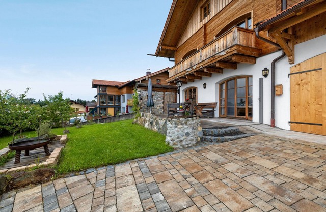 Apartment 'Walcher Alm' with Lake View, Shared Terrace and Wi-Fi