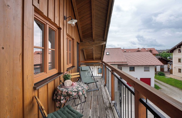 Apartment 'Waldblick' with Private Garden, Balcony and Wi-Fi