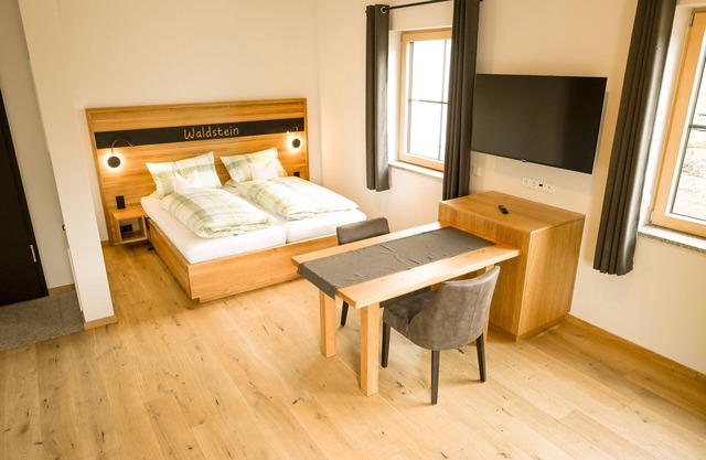 Apartment-Waldstein-Mobility bath-Terrace