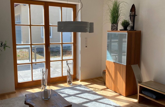 Apartment 'Wein' with Private Terrace, Shared Garden and Wi-Fi