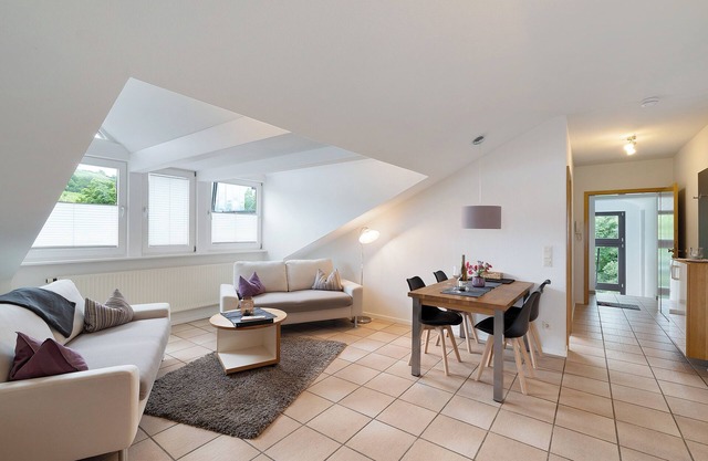 Apartment 'Weingut Geiler - Kleine Kalmit' with Private Garden and Wi-Fi