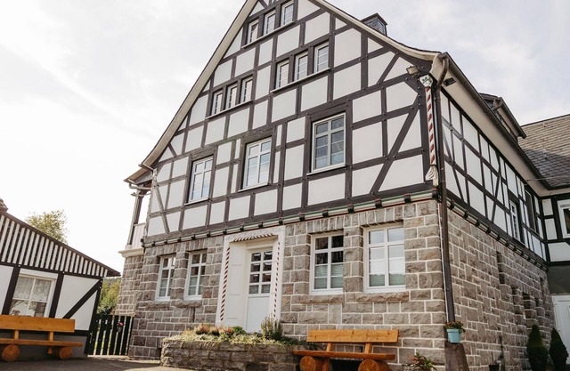 Apartment 'Wennetal' with Shared Terrace, Shared Garden and Wi-Fi