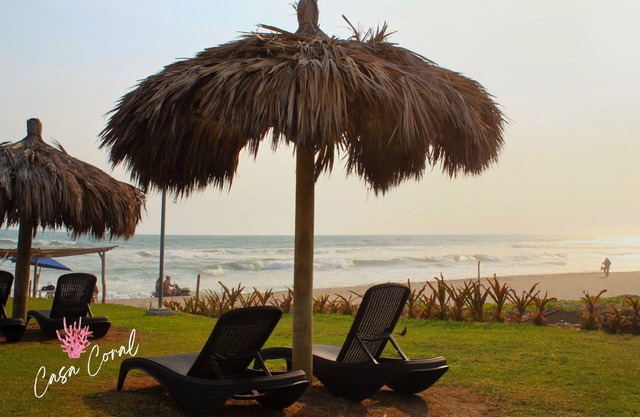 Apartment with exclusive beach club, 3 bedrooms