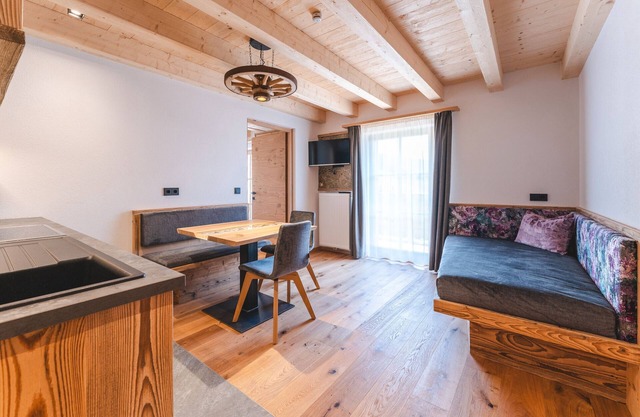 Apartment 'Wiese' with Mountain View, Private Terrace and Wi-Fi