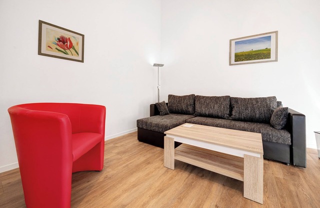 Apartment 'Wiesenfenster' with Shared Terrace, Shared Garden and Wi-Fi