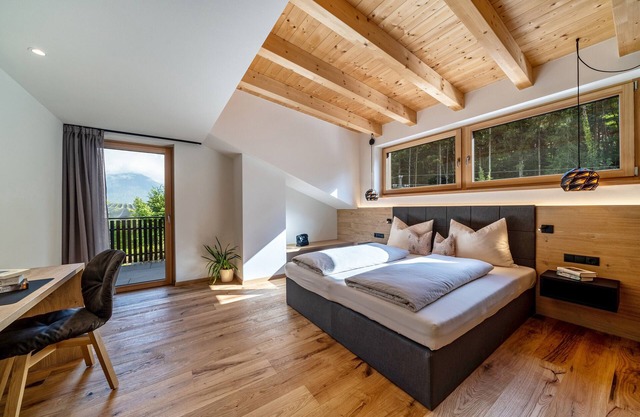 Apartment 'Wiesgut Gala' with Mountain View, Balcony and Wi-Fi
