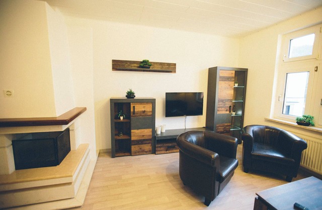 Apartment with 2 bedrooms, living room, bathtub, kitchen, wifi, Netflix, 1st fl