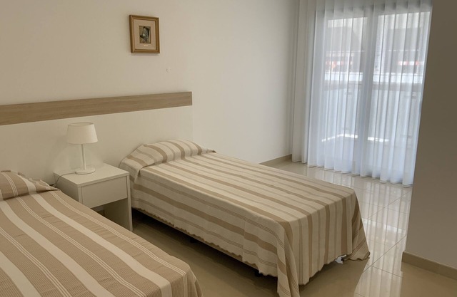 Apartment with 2 bedrooms 100 meters from the beach/New