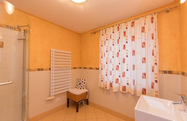 Apartment with 2 bedrooms and balcony - Appartementhaus Anna