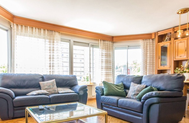 Apartment with 5 bedrooms and 3 bathrooms near the Dali Museum (Costa Brava)