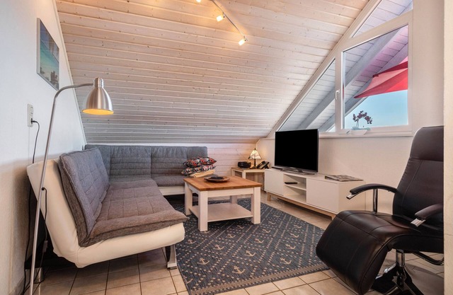 Apartment with Lake View, Balcony and Wi-Fi