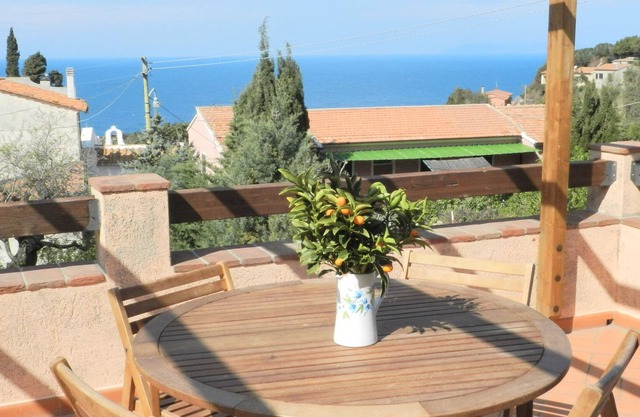 Apartment with fantastic sea views - Apartment Il Melograno