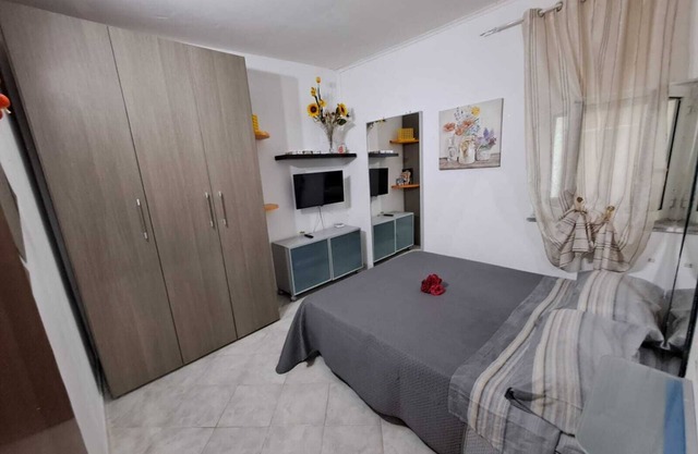 Apartment with garden