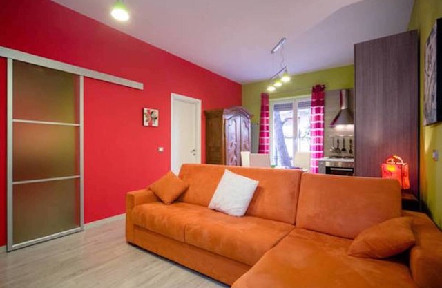Apartment with garden and private parking for a fee