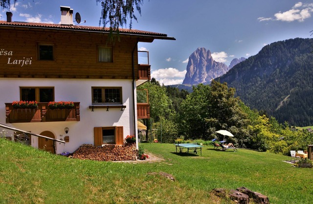 Apartment with balcony & garden – very family-friendly
