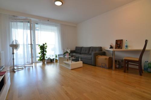 Apartment with parking on premise