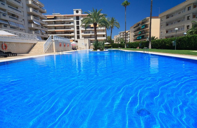 Apartment with Pool near the Beach UHC AQUAMARINA 290
