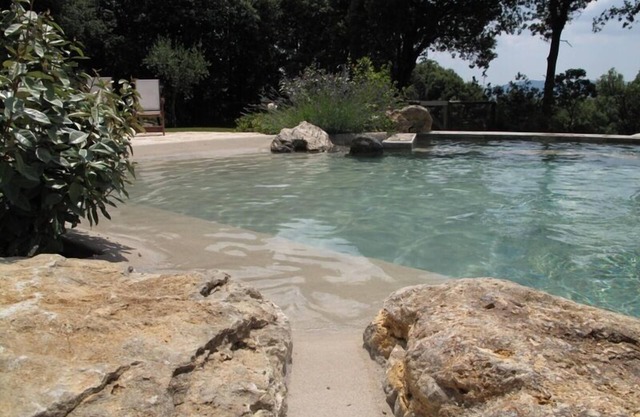 Apartment with small terrace in ancient village with pool near san Gimignano