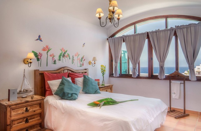 Apartment with sea view