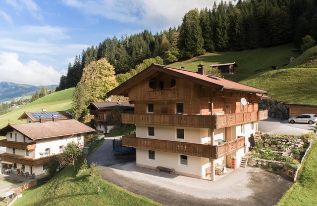 Apartment with ski and bicycle storage