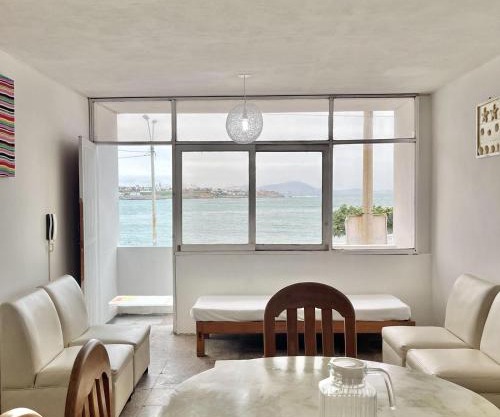 Apartment with Stunning Ocean View
