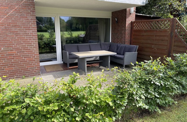 Apartment with terrace in Glückstadt near the water
