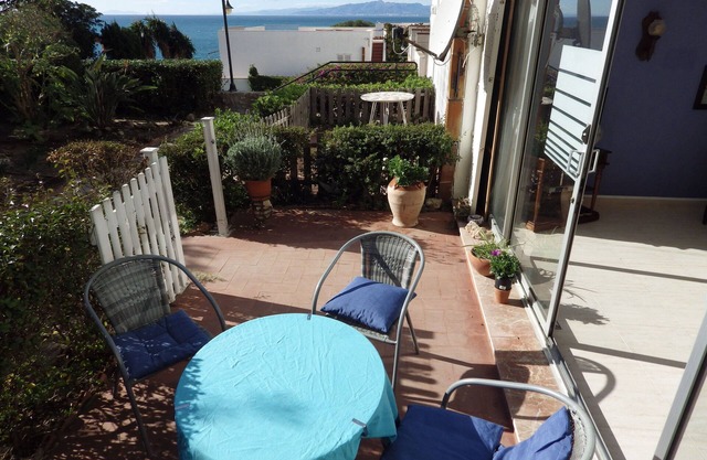Apartment with terrace and sea view - perfect for families