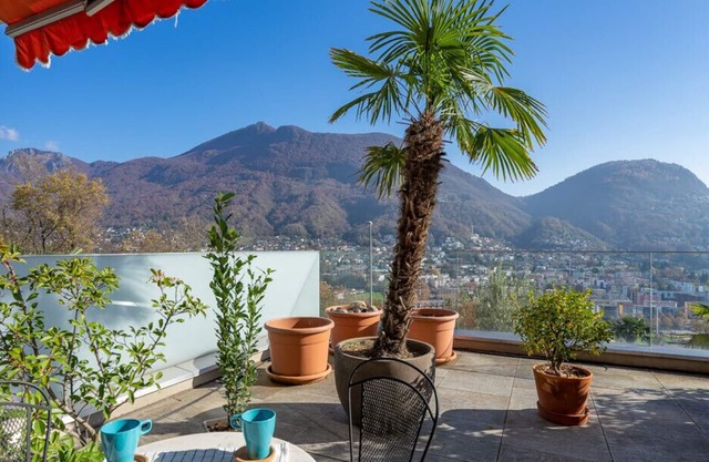 Apartment with terrace in panoramic area of Lugano (Elios Apt)
