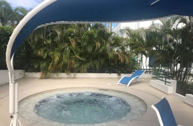 Apartment with the best pools, and a great golf course