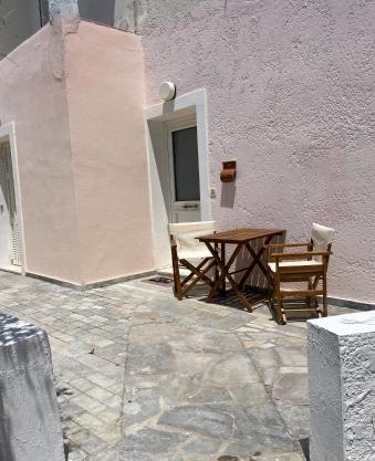 Apartment with yard near Palekastro