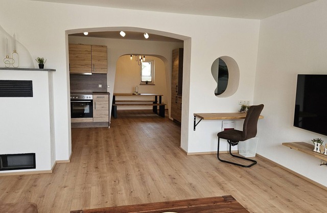 Apartment 'Wohnung-nummer-4' for 6 people