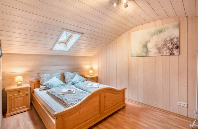 Apartment 'Wohnung Sunntratn ' with Mountain View, Balcony and Wi-Fi