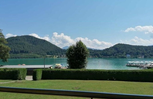 Apartment yellow "Schau zum See" No. 5 - Ferienwohnungen Lipnik