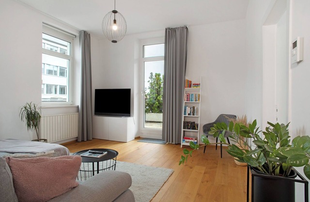 Apartment 'Zeitlos Zuhause Bregenz' with Private Terrace and Wi-Fi