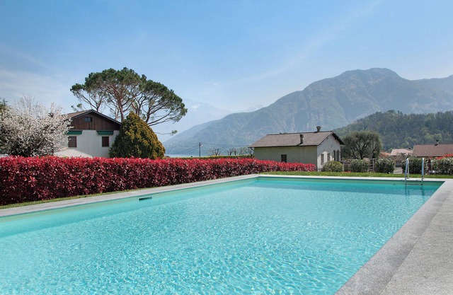 Apartment Zerboni C2 with Mountain View, Wi-Fi, Pool, Garden & Terrace