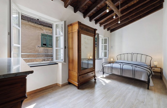 Apartment 'Zia Lina 2' with Mountain View, Wi-Fi and Air Conditioning
