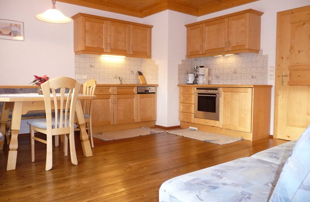 Apartmenthaus Gutwenger, Holiday village views with mountain panorama