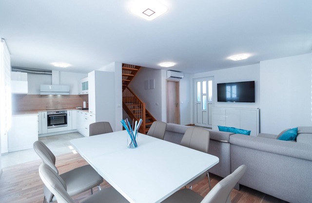 Apartments Amavi - Three Bedroom Apartment