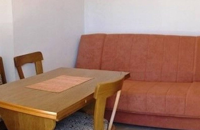 Apartments and Rooms Florijan (52371-A1) - Komarna (Klek)