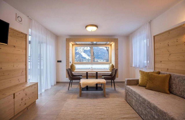 Apartments "Armeri Black Dolomites" with Mountain View, Terrasse & Wi-Fi