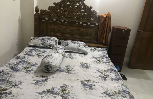 Apartments at Aftabnagor Dhaka nFamily members & couples living roomn100% Safety
