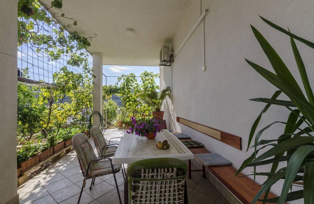 Apartments Bilo (32111-A1) - Marina