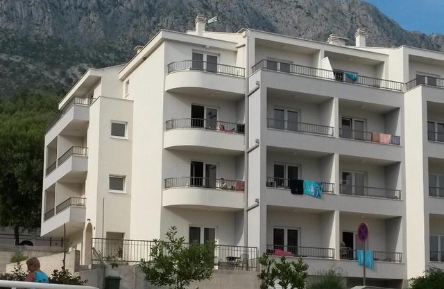 Apartments Bota