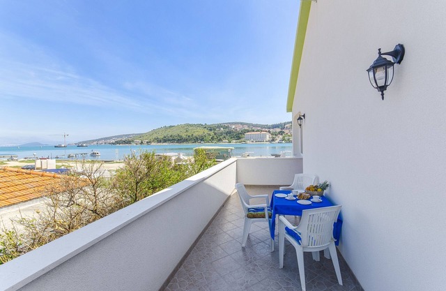 Apartments Branka (47651-A1) - Trogir