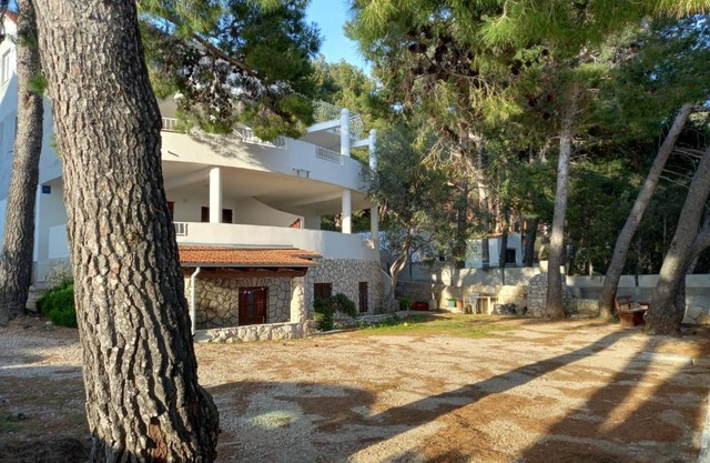 Apartments by the sea Ivan Dolac, Hvar - 21269