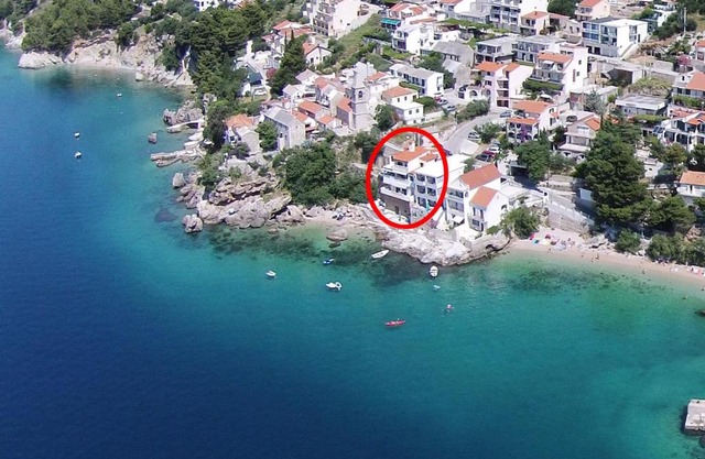 Apartments by the sea Pisak, Omis - 1018