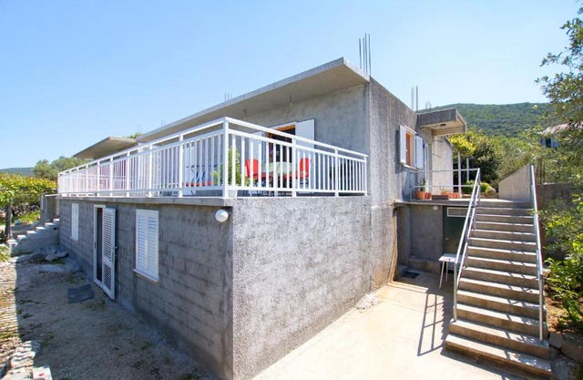 Apartments by the sea Zuronja, Peljesac - 12020