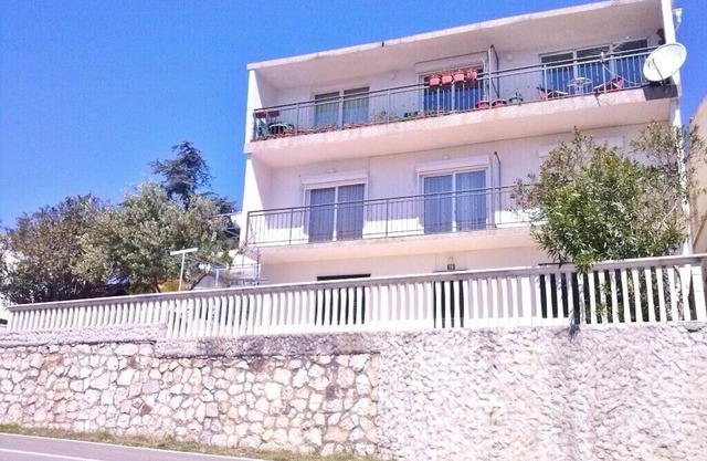 Apartments Damir, (14531), Tisno, Croatia